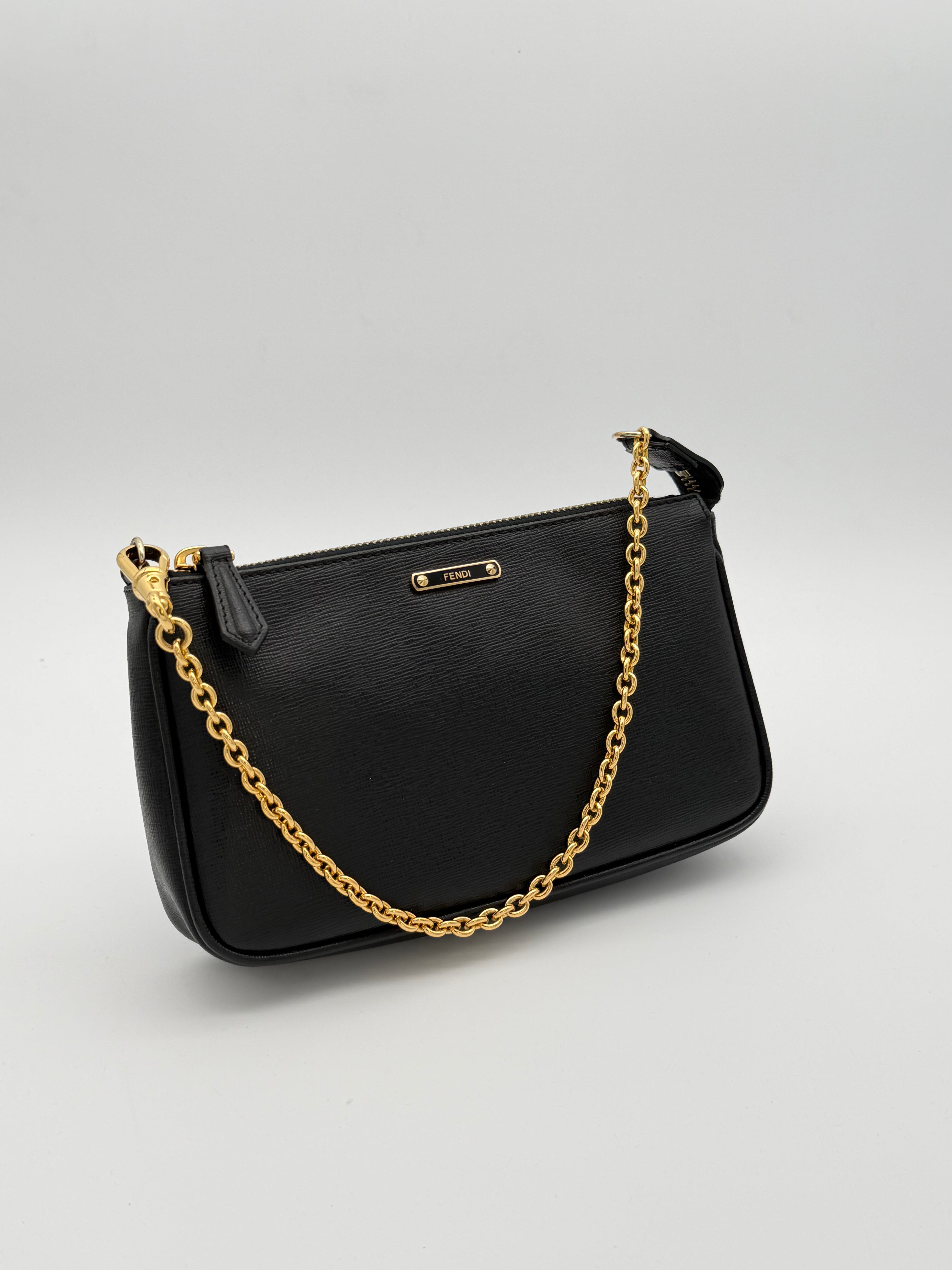 Fendi Pochette in pelle di vitello nera Elite collezione 2013/2014 "Crayons"