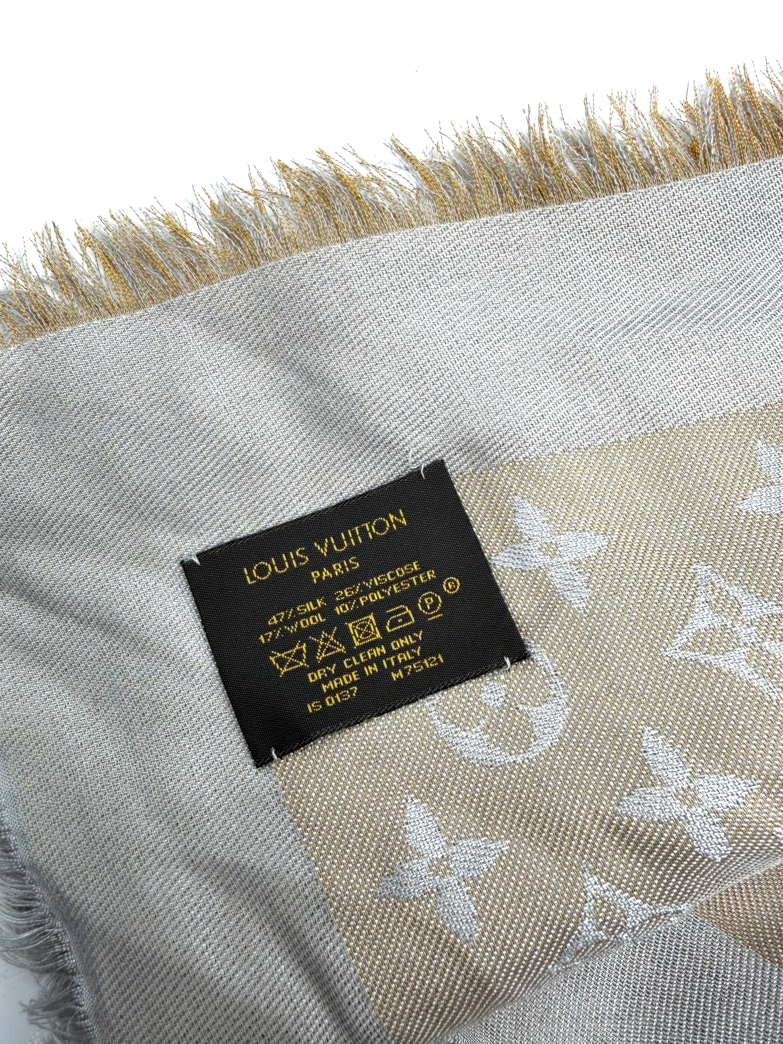 Louis Vuitton Stola in monogram Jacquard satinato