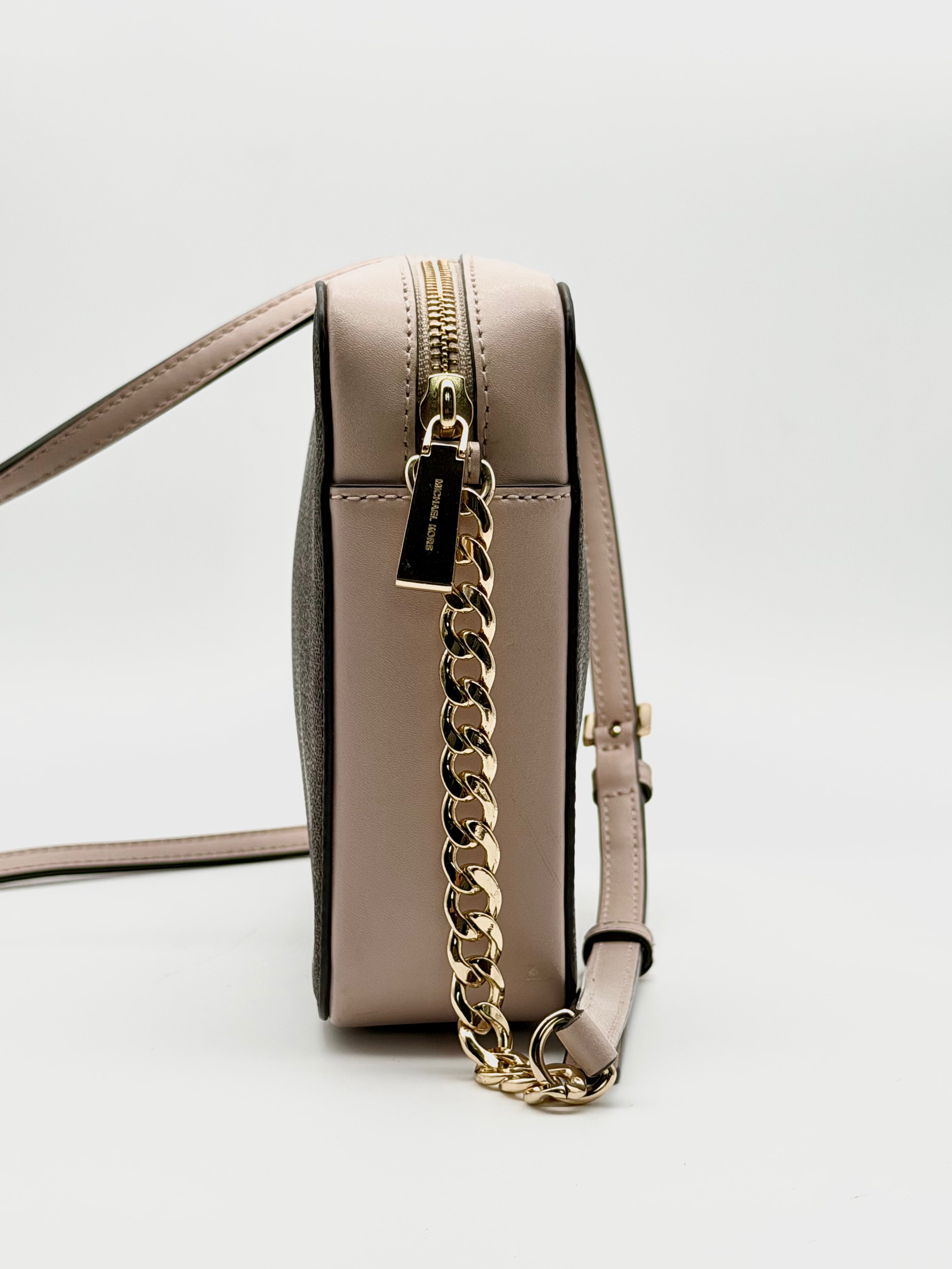 Michael Kors Borsa Jet Set Camera Bag Medium in Edizione a Righe e stampa MK All-Over