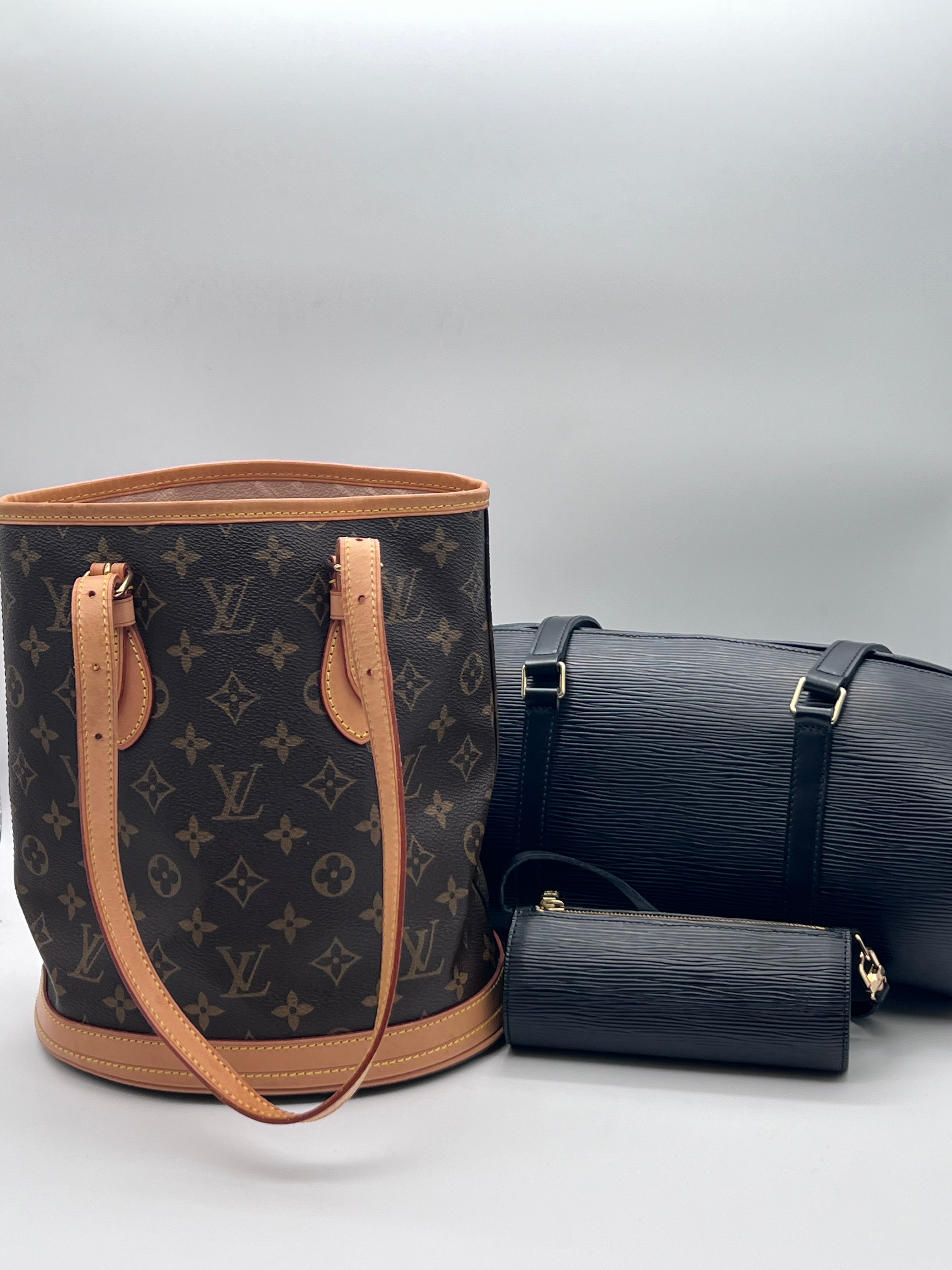 LOUIS VUITTON BOUNDLE