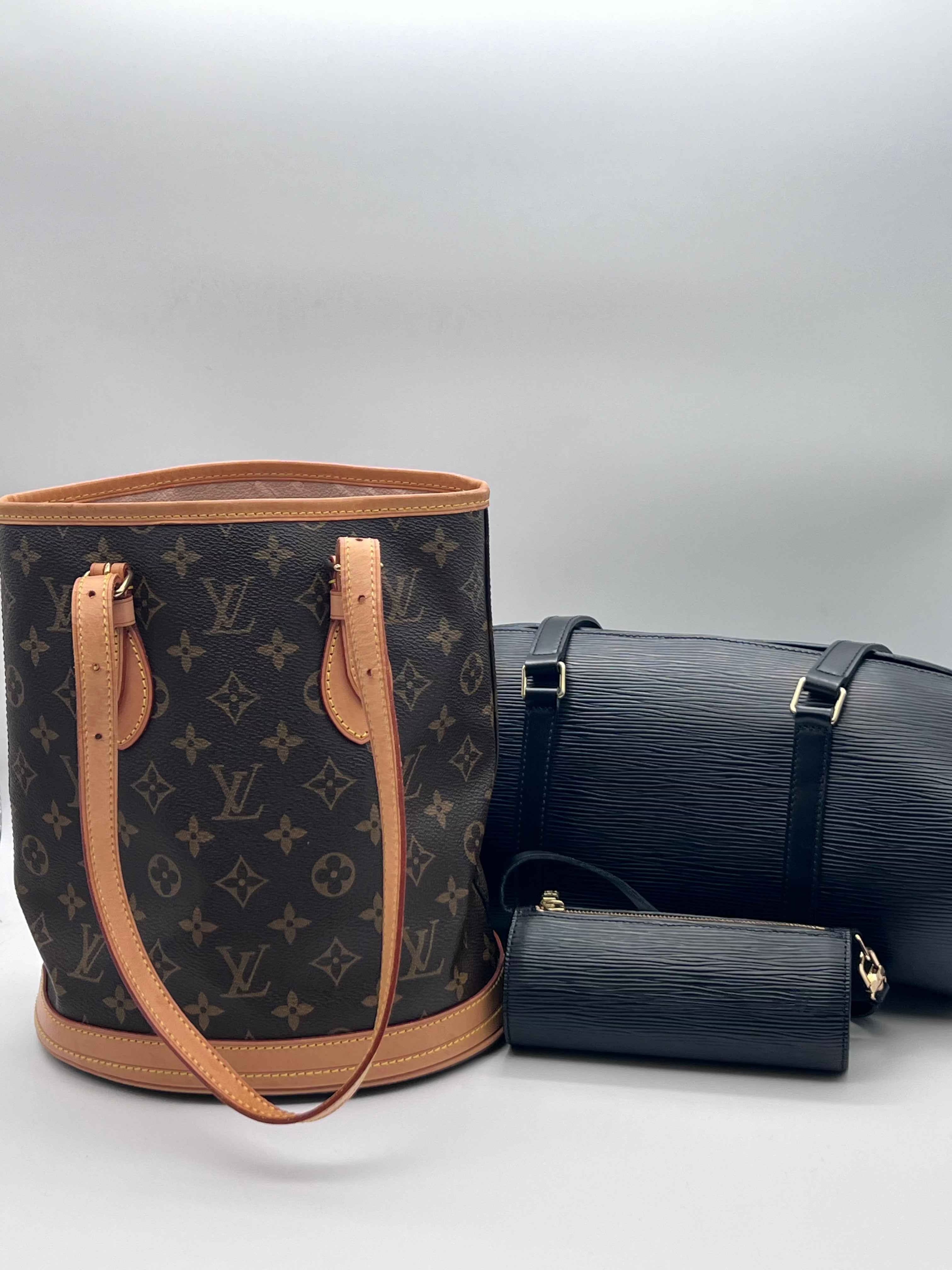 LOUIS VUITTON BOUNDLE