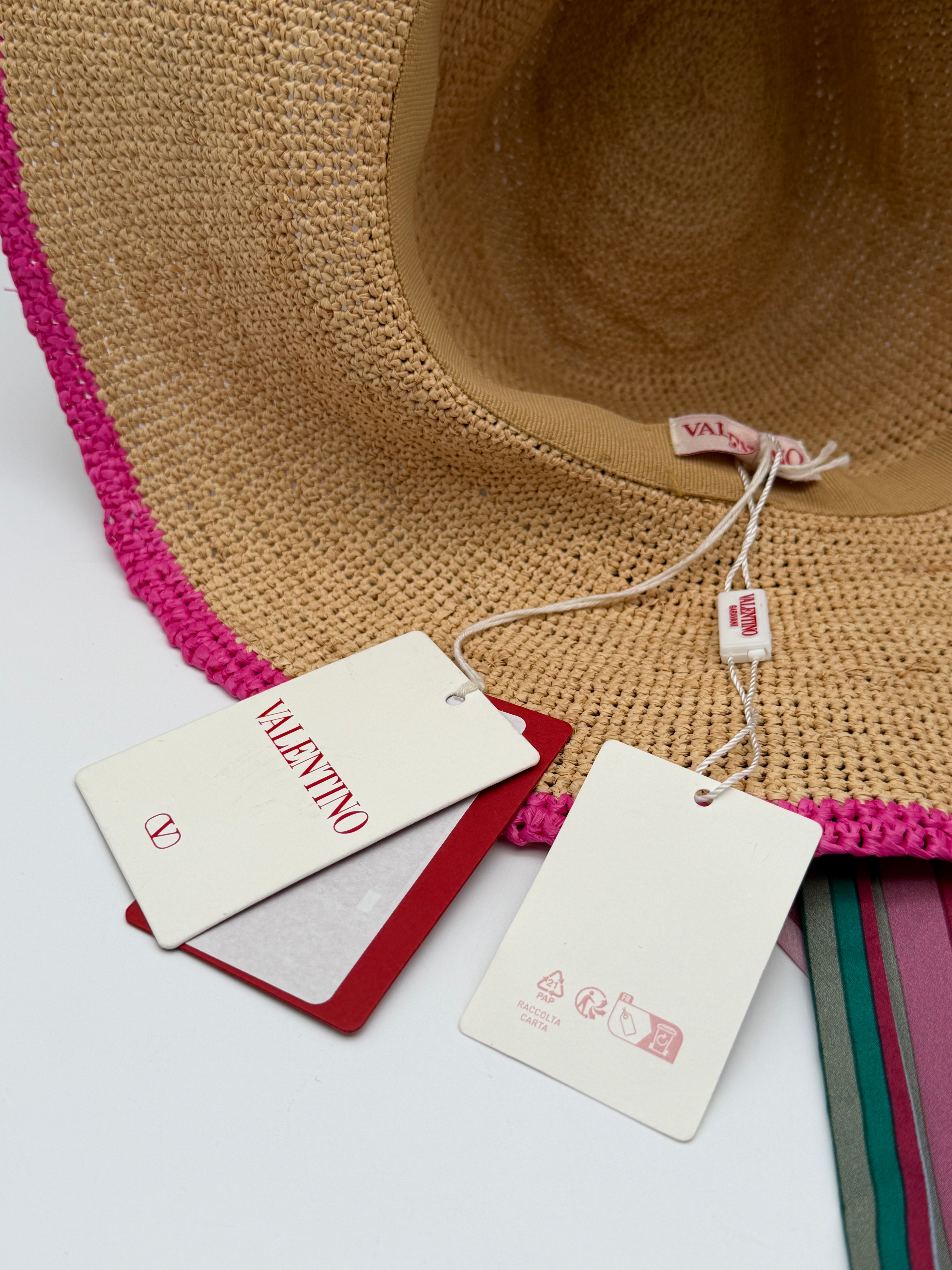 Valentino Garavani cappello in rafia Edizione Bold