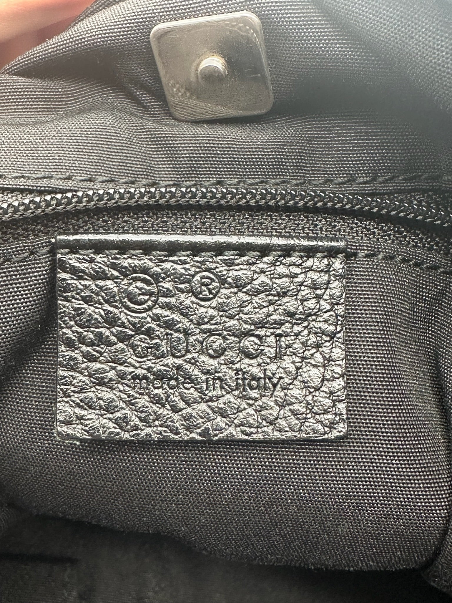 Gucci Borsa Abbey D-Ring Tote Bag misura grande in tela GG Supreme nera
