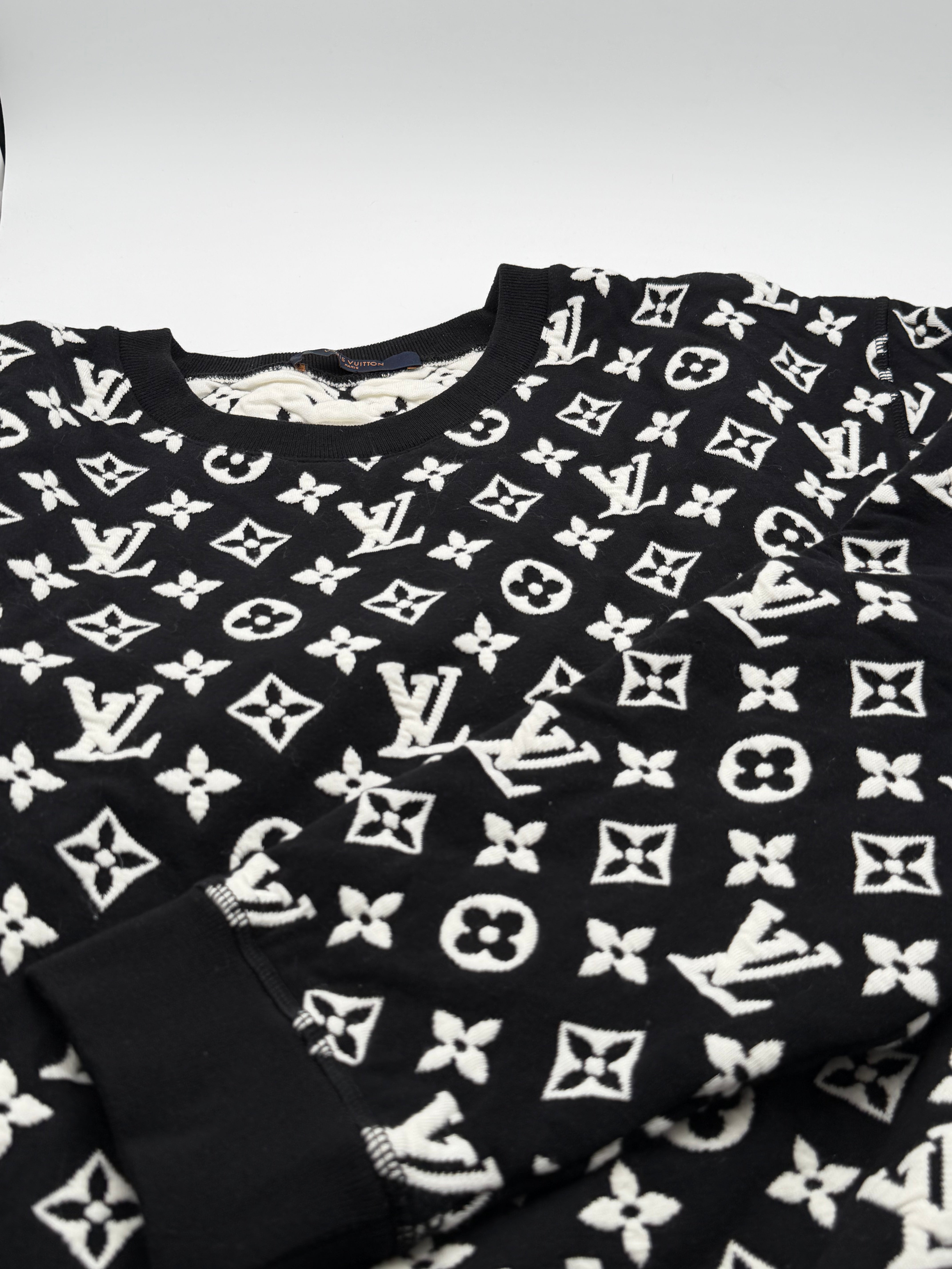 Louis Vuitton maglione/felpa nera con monogram bianco Limited Edition autunno/inverno 2020/2021 Virgil Abolì - SGER S.r.l.