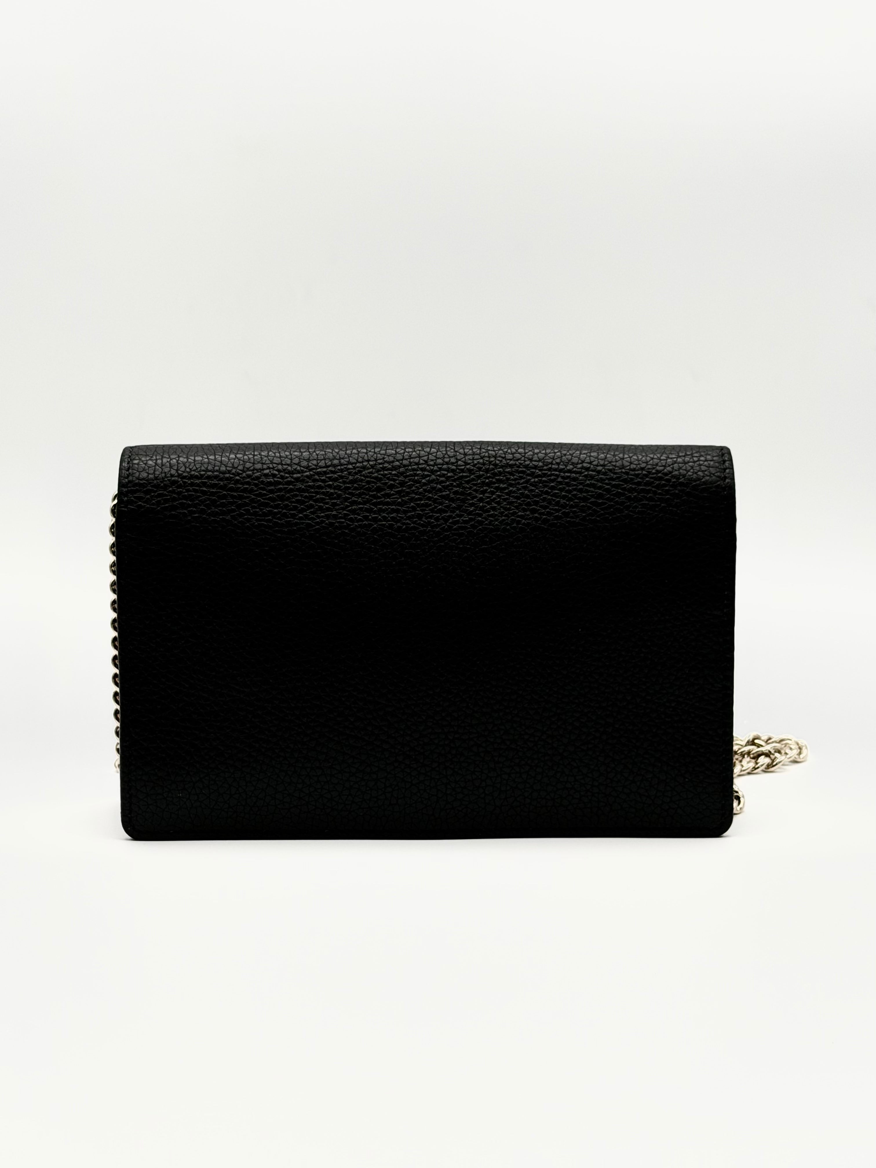 Gucci Soho Wallet on Chain GG in pelle martellata nera