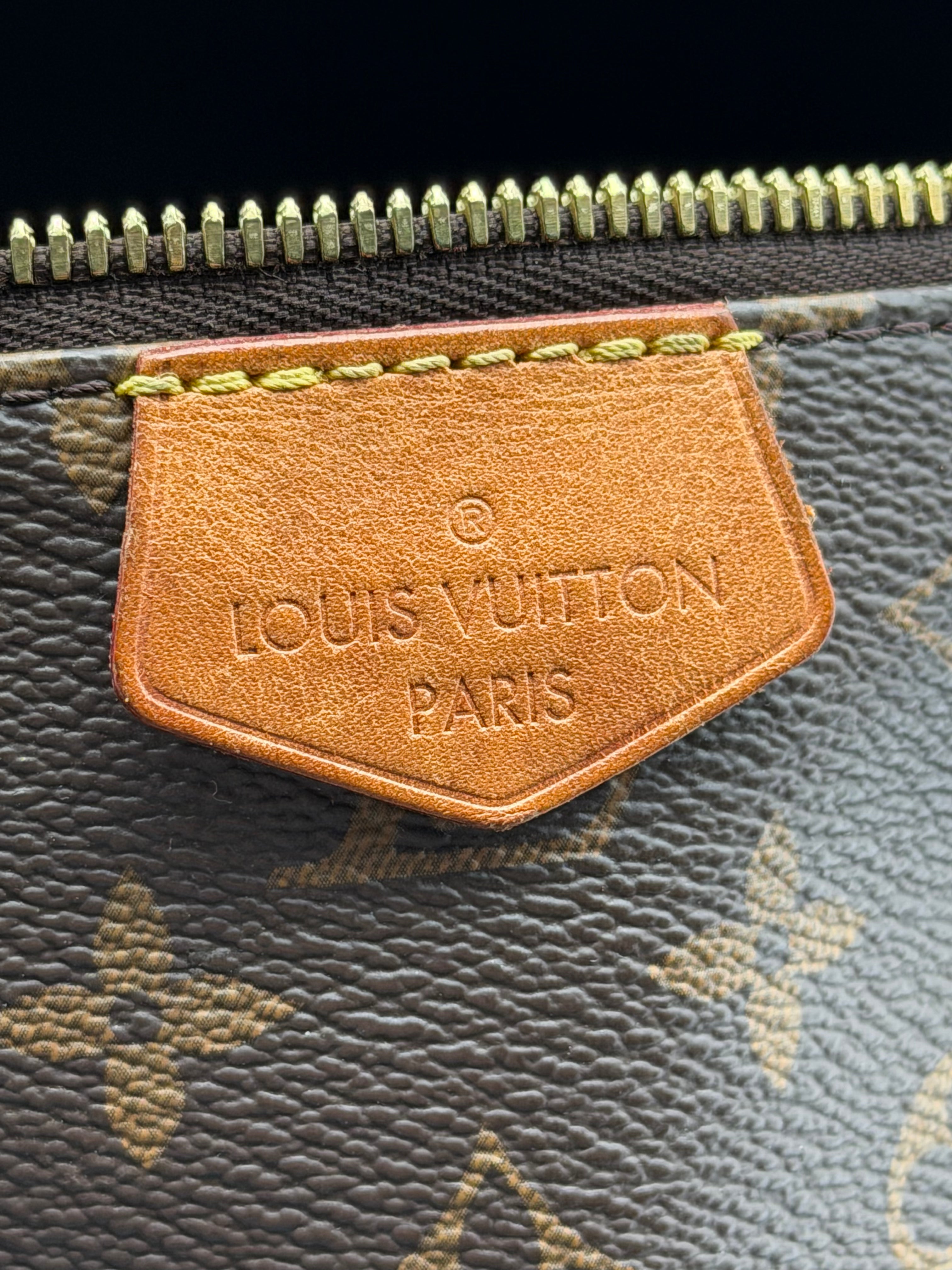 Louis Vuitton Marsupio Bumbag in canvas monogram