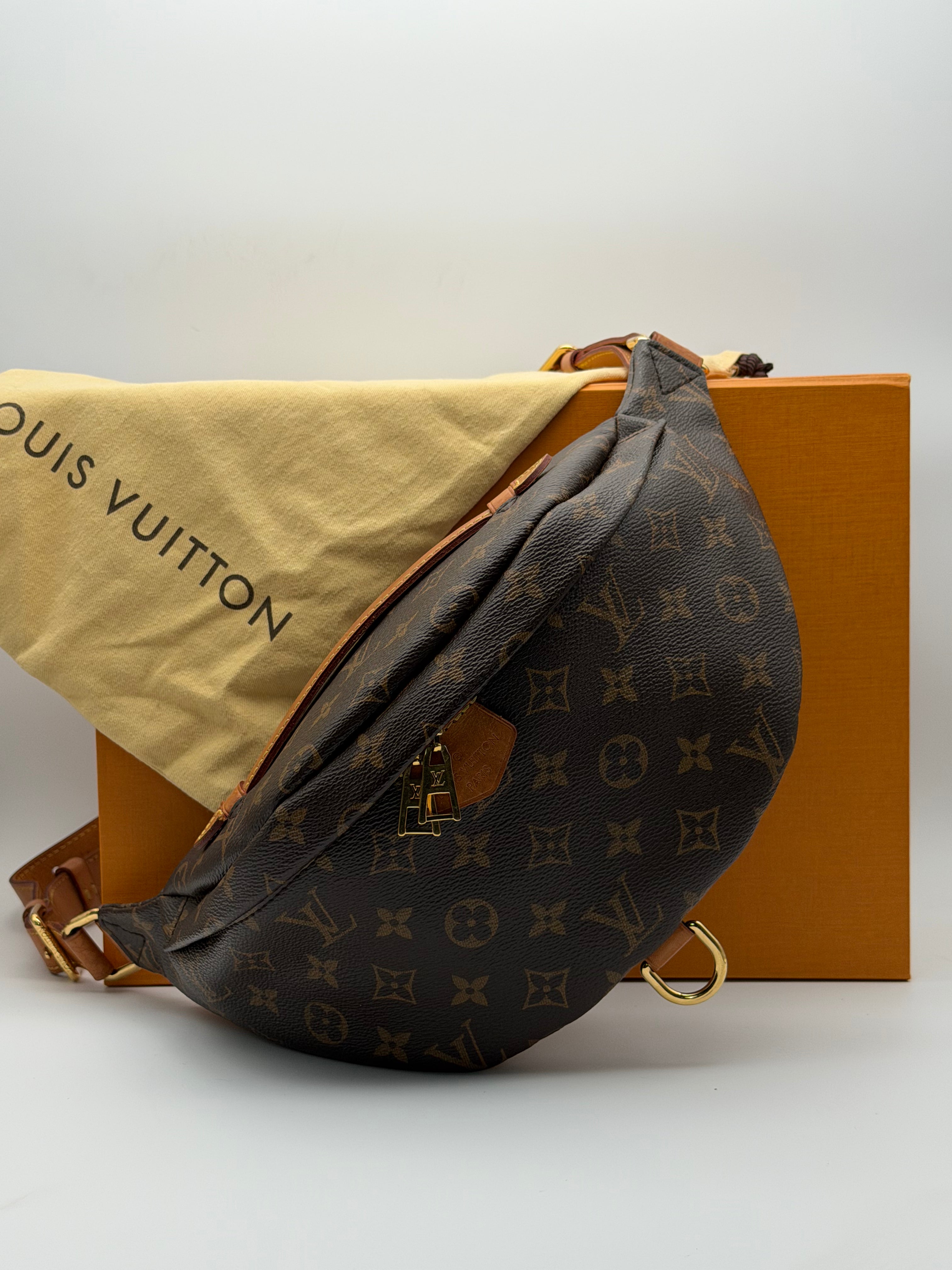 Louis Vuitton Marsupio Bumbag in canvas monogram