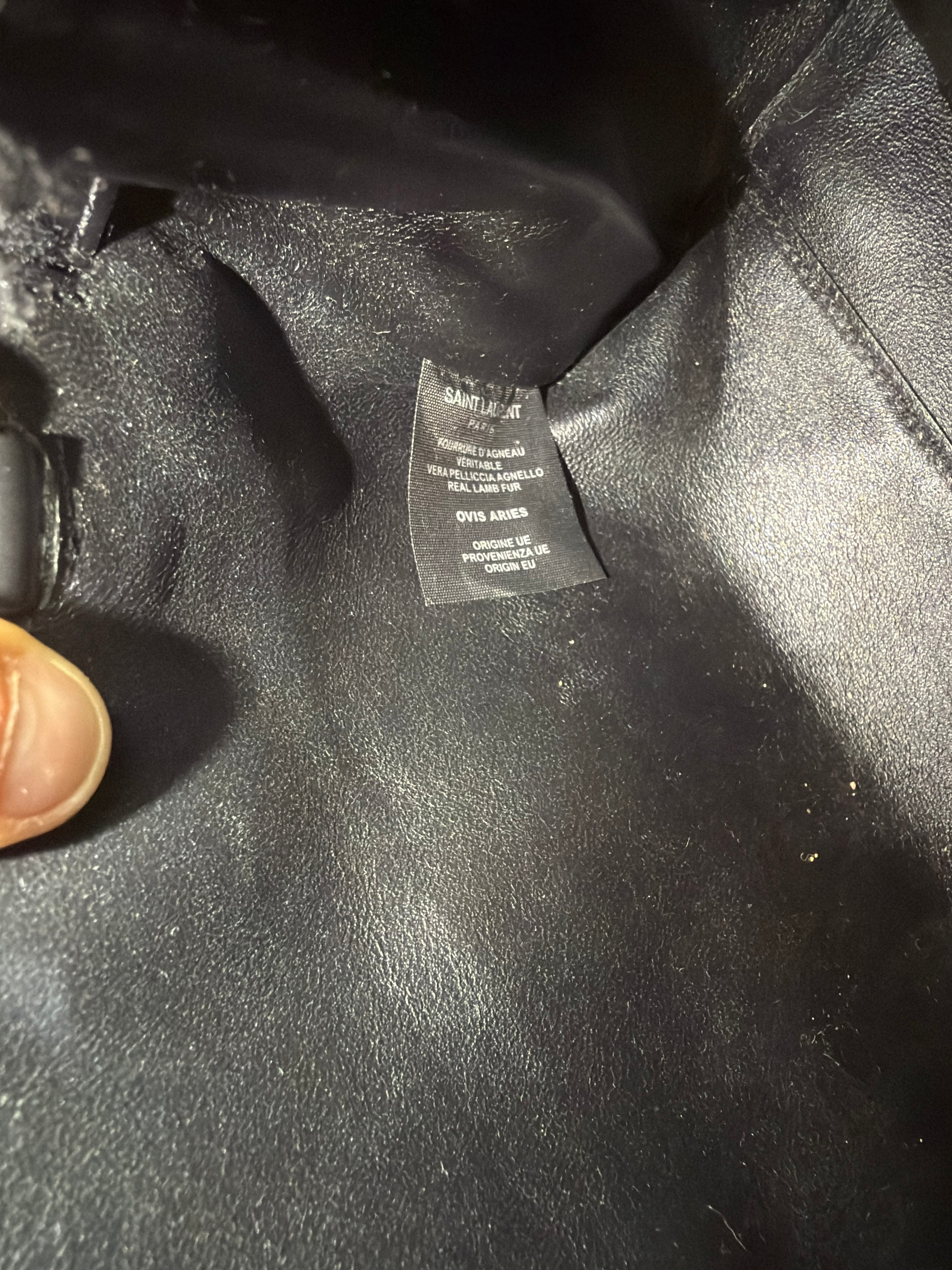 Saint Laurent Sac De Jour Nano in montone nero