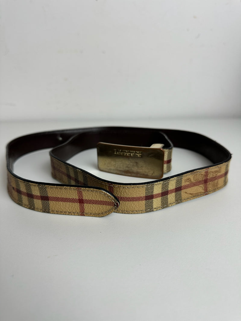 Cinta Burberry 40/100